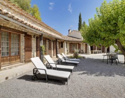 Rent Villa Pearly Plant Provence