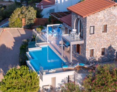 Rent Villa Platinum Fire Agate Crete