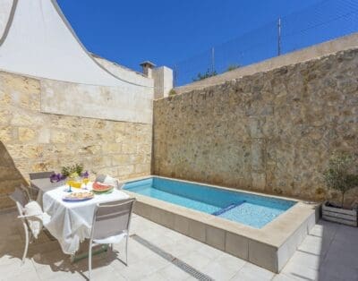 Rent Villa Provocative Adamant Balearic Islands