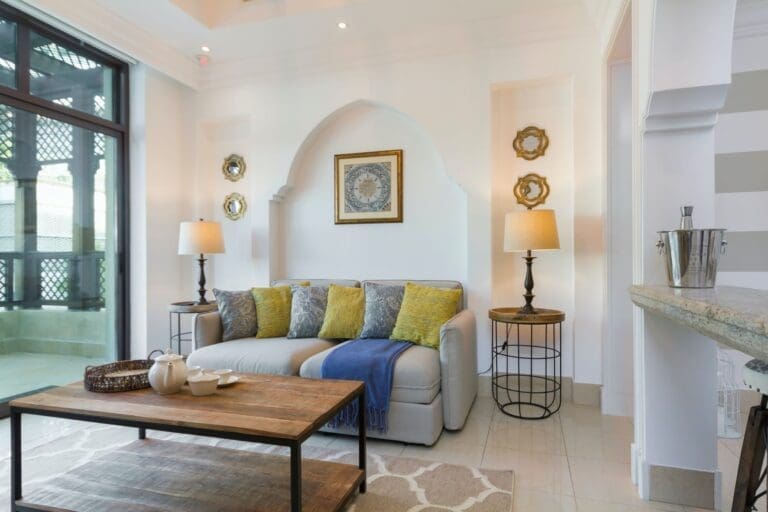 Rent Villa Psychedelic Winterbloom United Arab Emirates