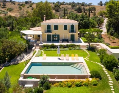 Rent Villa Razzmic Chimney Peloponnese