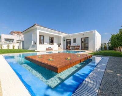 Rent Villa Red Liquid Cyprus