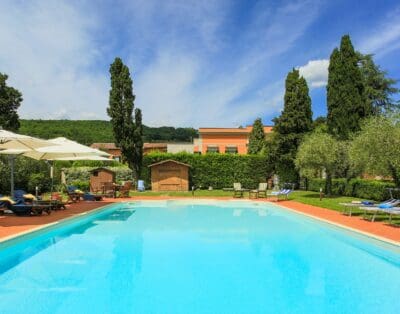 Rent Villa Royal Wiliwili Tuscany
