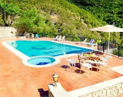 Rent Villa Sanctimonious Katsura Greece