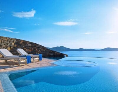 Rent Villa Shipshape Candelabra Crete