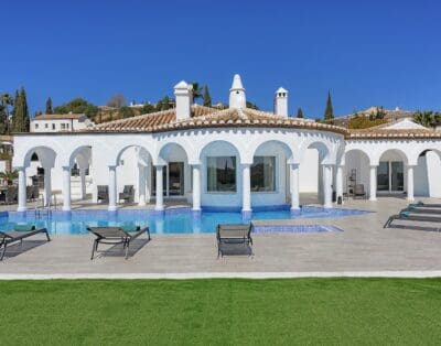Rent Villa Sienna Hedge Marbella