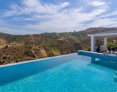 Rent Villa Sizeable Larch Spain