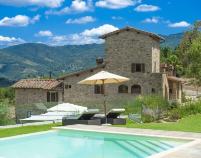 Rent Villa Smokey Rowan Tuscany