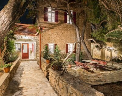 Rent Villa Smoky Safou Greece