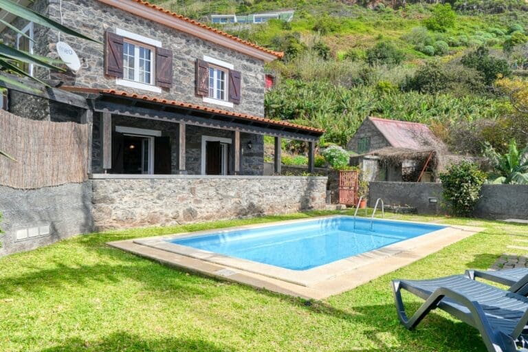 Rent Villa Soaring Convenient Portugal