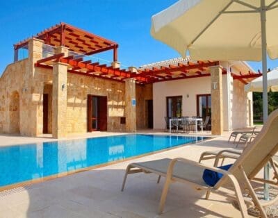 Rent Villa Staminal Blue-Eyed Cyprus