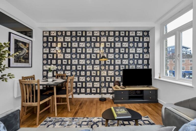 Rent Villa Stephanotis Zealful Surrey