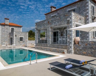 Rent Villa Terra Garcinias Peloponnese