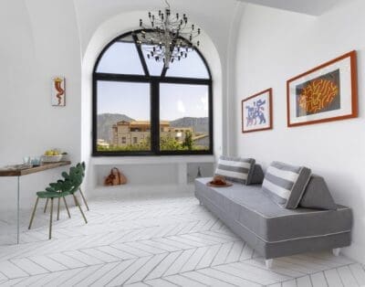 Rent Villa Unbelievable Sparkly Italy