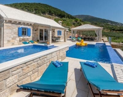 Rent Villa Youth Tickle Croatia