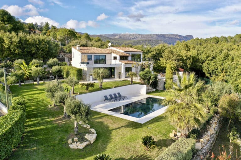 Villa De La Madone France