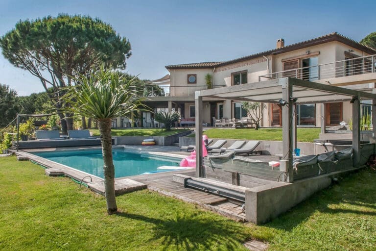 Villa Gemeaux France