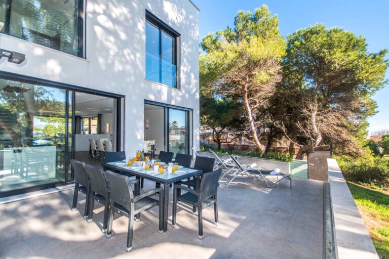 Villa Guardes Spain