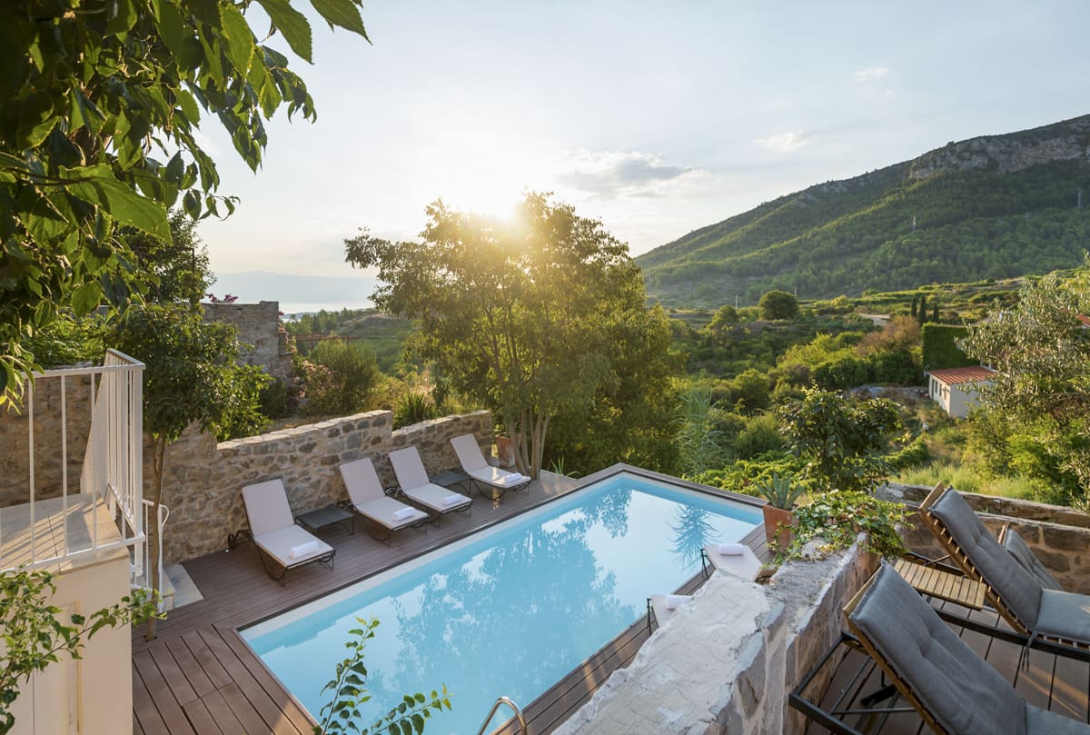 Luxury villas in Općina Jelsa