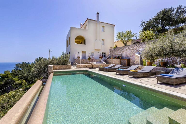 Villa Kouzounos Greece