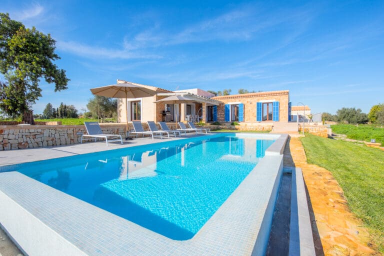 Villa Menut Spain
