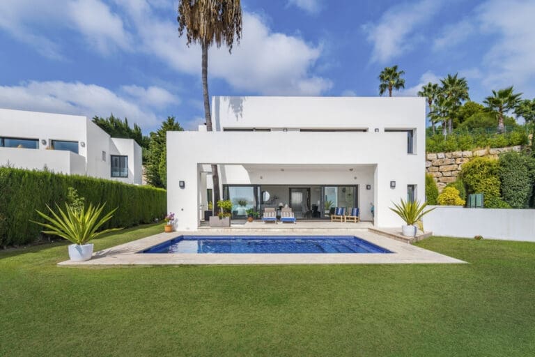 Villa Paraiso Spain