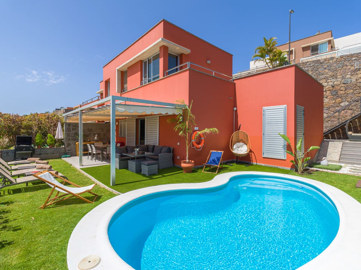 Luxury villas in San Bartolomé de Tirajana