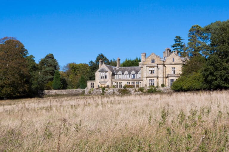 Boarzell Manor | 7-Bedroom Manor with Private Pool in Hurst Green
