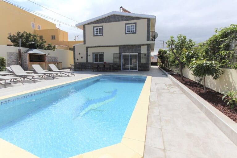 Casa Viva Tee Spain