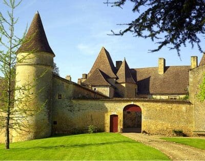 Chateau De La Beauly Estate France