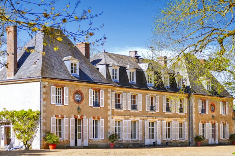 Chateau Giroux Rental France