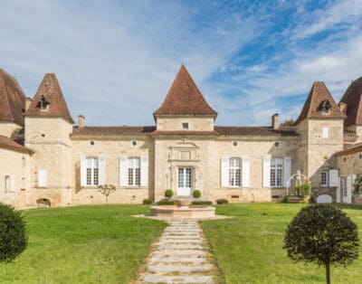 Chateau Tournesol – Cedar Cottage France