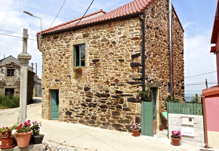 Cottage Liuvigild Spain