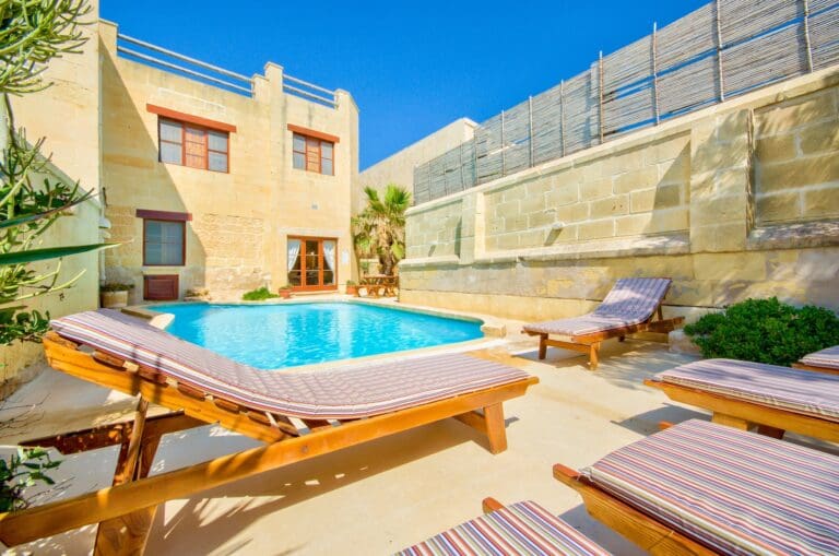 Farmhouse Bianca Malta