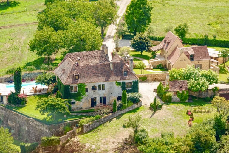 Le Prieure Esperance Estate France