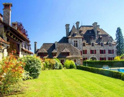 Rent Chateau Correze France