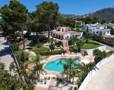 Rent Villa Utopia Moraira Spain