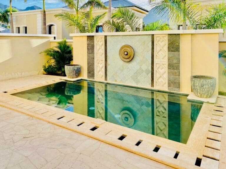 Royal Pool Villa Spain