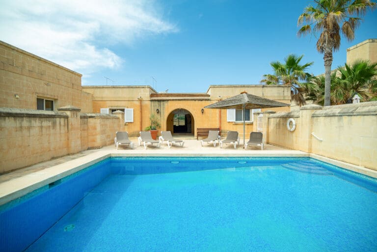 Sharps  Farmhouse Malta