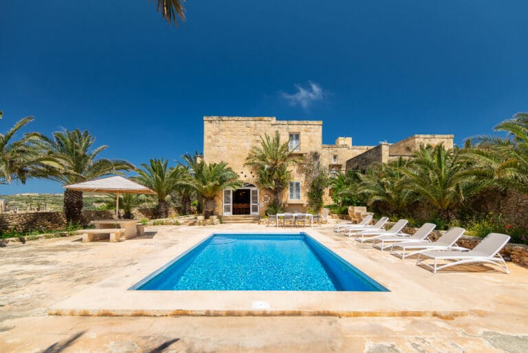 Snip Farmhouse Malta