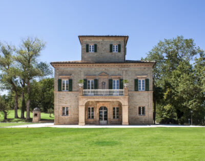 Villa Arum Lily Italy