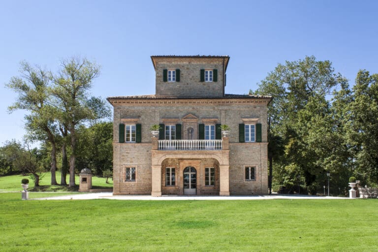 Villa Arum Lily Italy