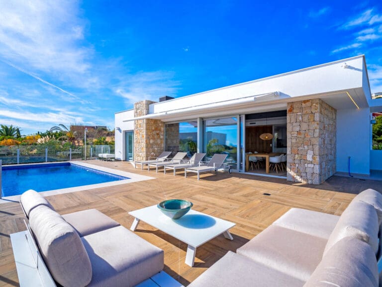 Villa Cumbre Spain