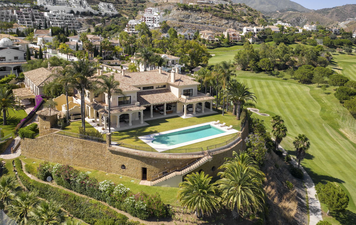Villa Iglesias Spain