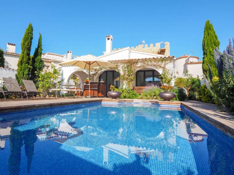 Villa Papaya Spain