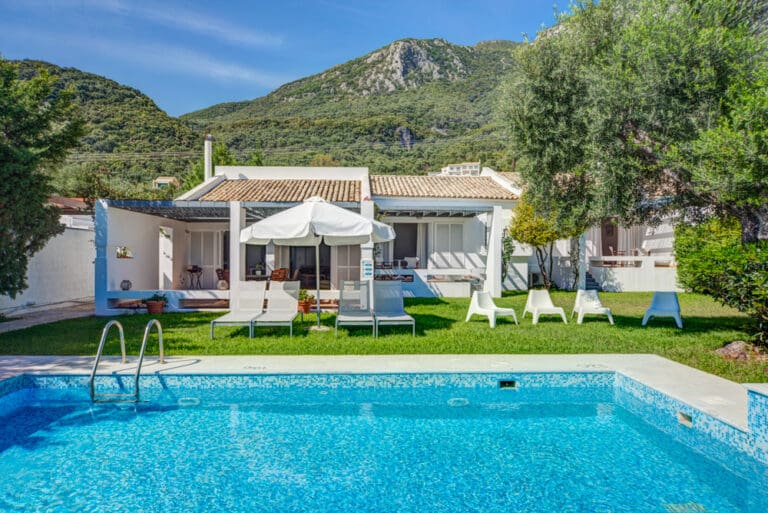 Villa Piedra Barbati Greece