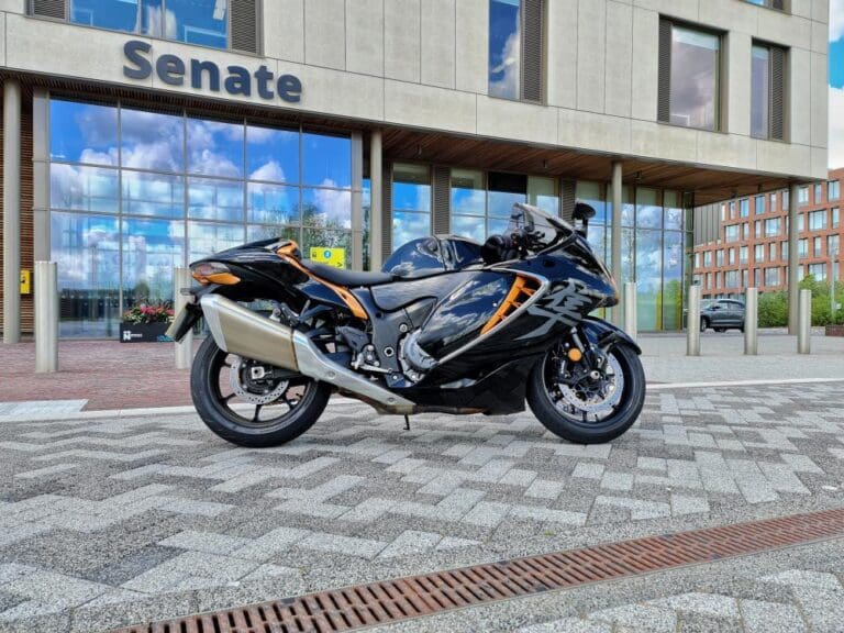2021 Suzuki Hayabusa - The Legend Returns