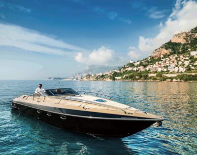 Hunton Luxury Yachts: Driven By Perfection – Designed For The Future