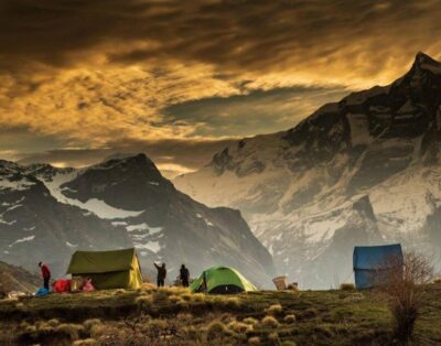 Photographic Trekking In Nepal