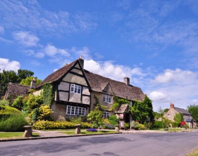 The Old Swan & Minster Mill: Our Night With A Feathered Friend